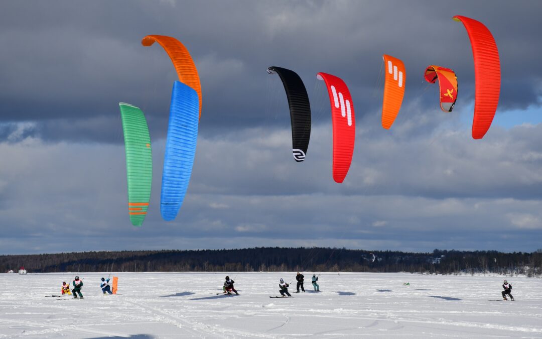 Чемпионат и Первенство Московской области по сноукайтингу на озере Сенеж